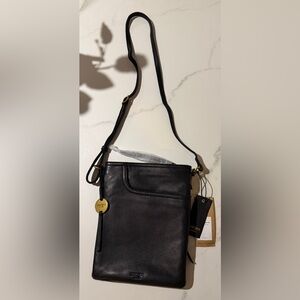 margot
NEW YORK Split Pocket Crossbody in Black